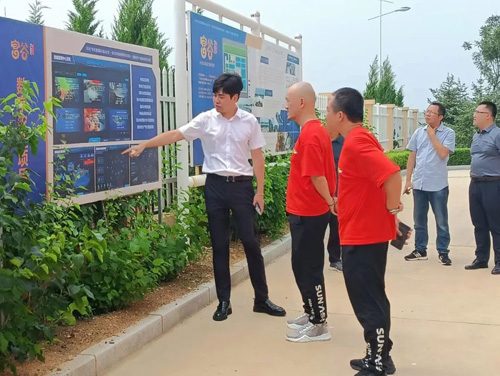 大連GA黄金甲集団と大連聖亜观光控股有限公司は提携意向に達した